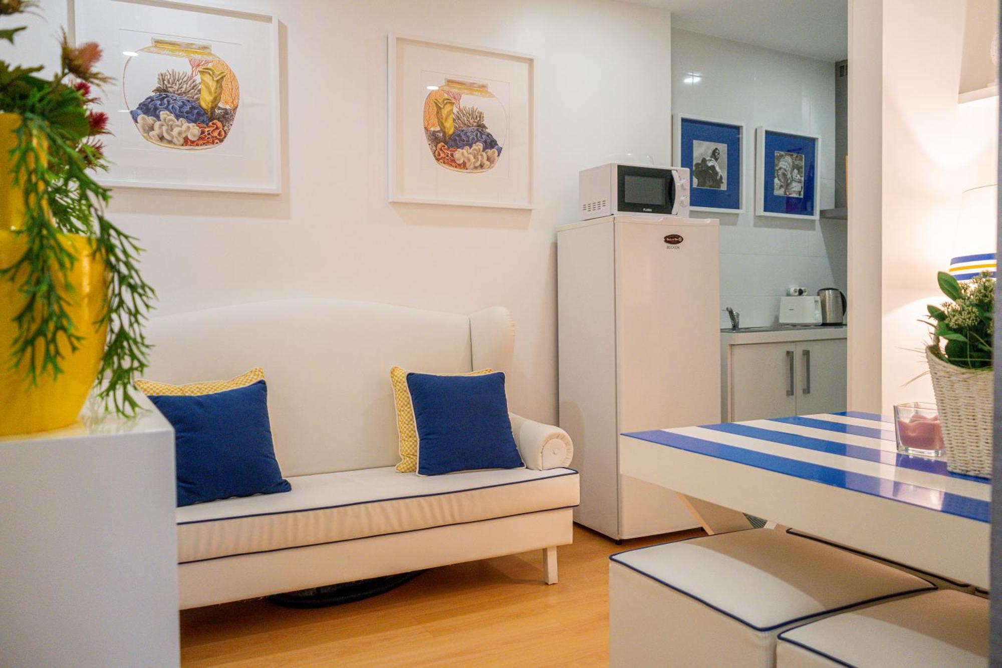 By The Sea - Nazare Bed & Breakfast Dış mekan fotoğraf