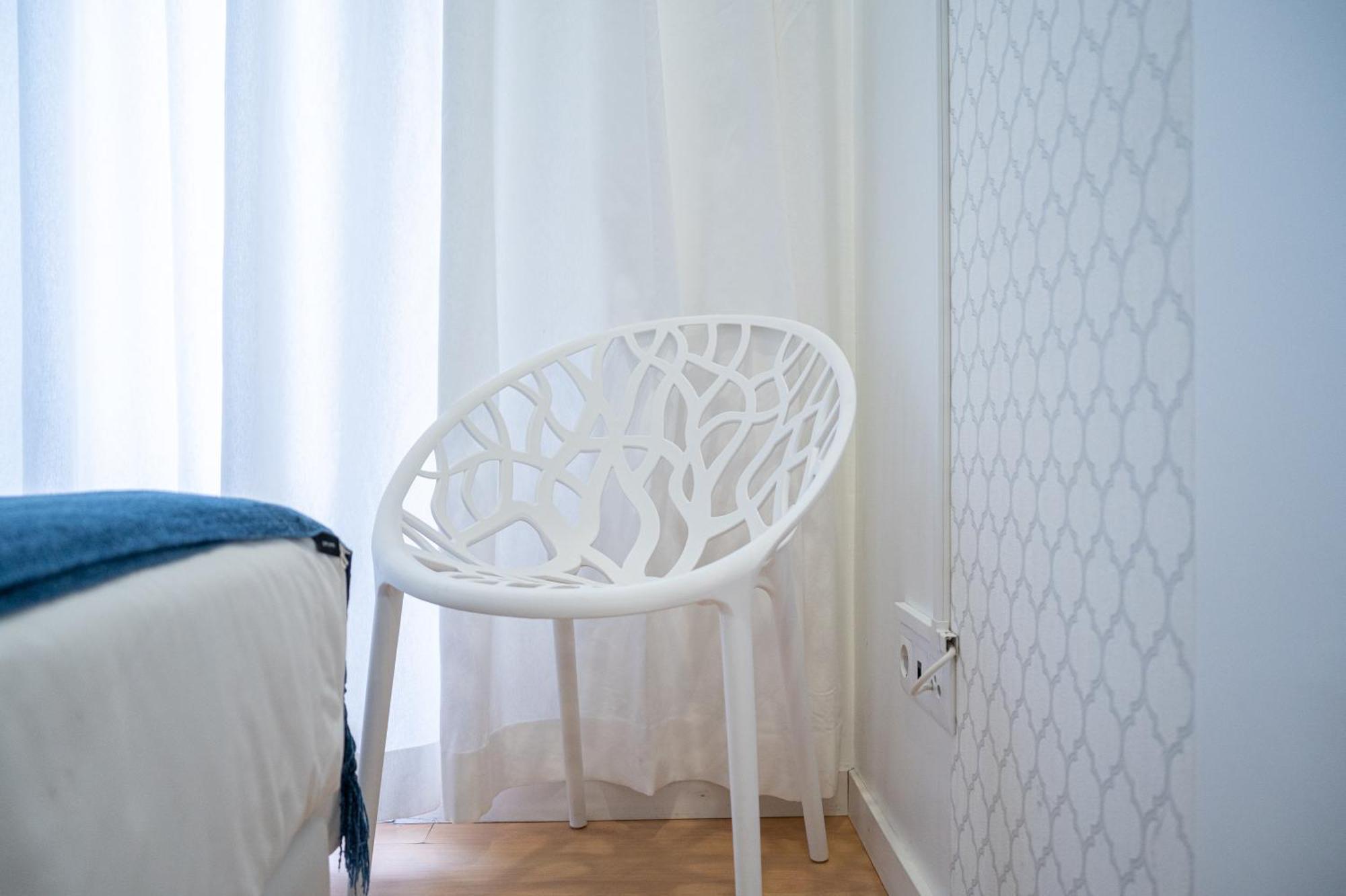 By The Sea - Nazare Bed & Breakfast Dış mekan fotoğraf