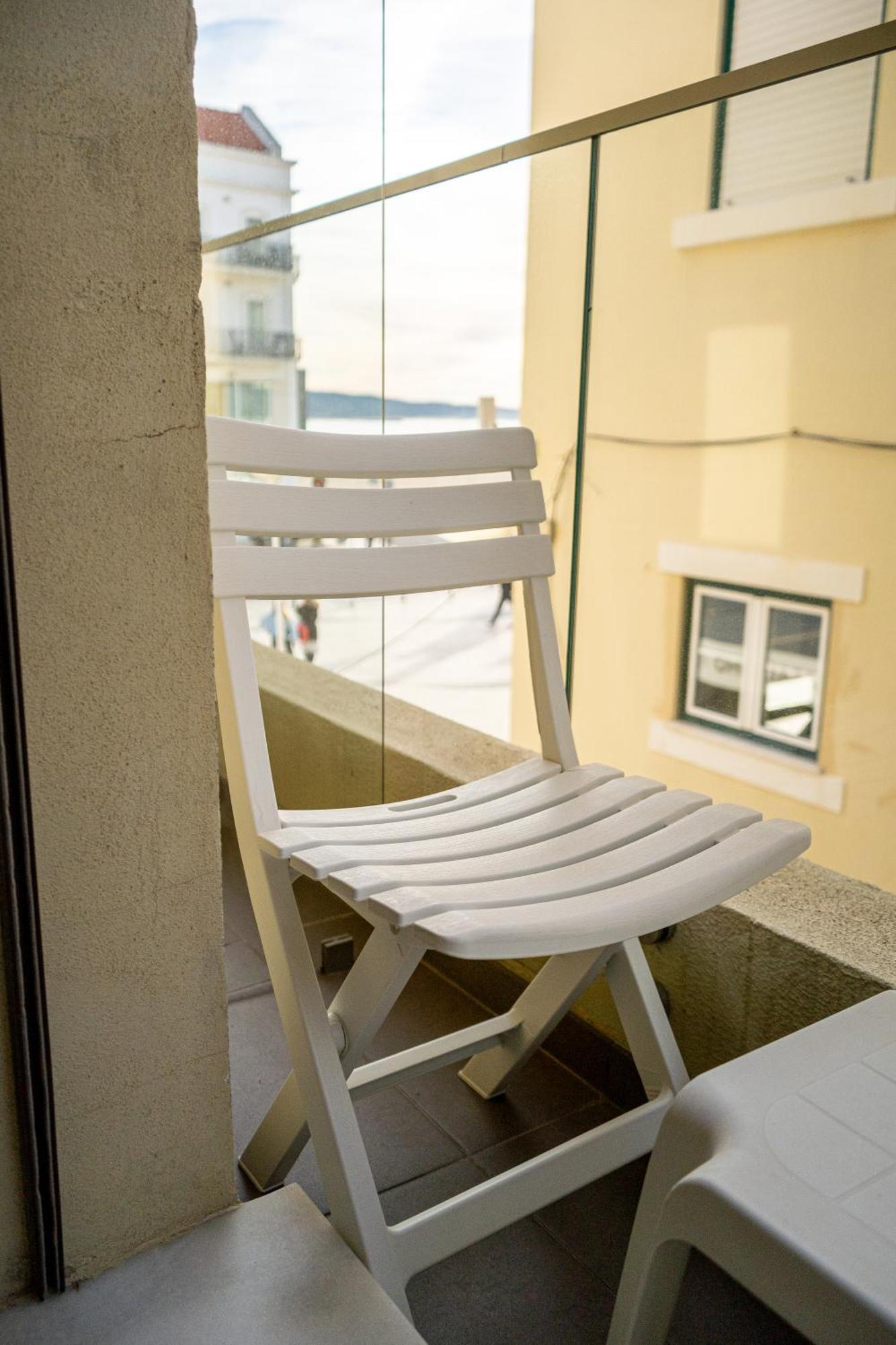 By The Sea - Nazare Bed & Breakfast Dış mekan fotoğraf
