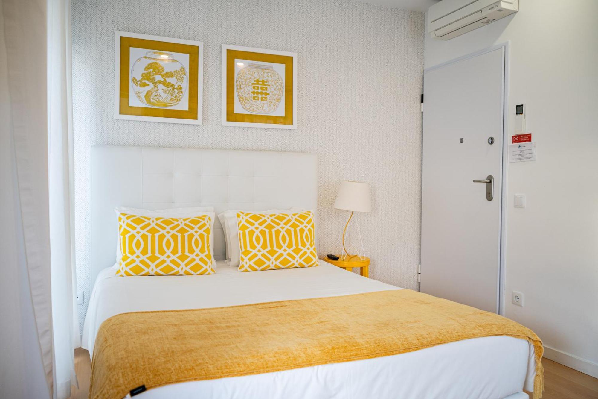 By The Sea - Nazare Bed & Breakfast Dış mekan fotoğraf