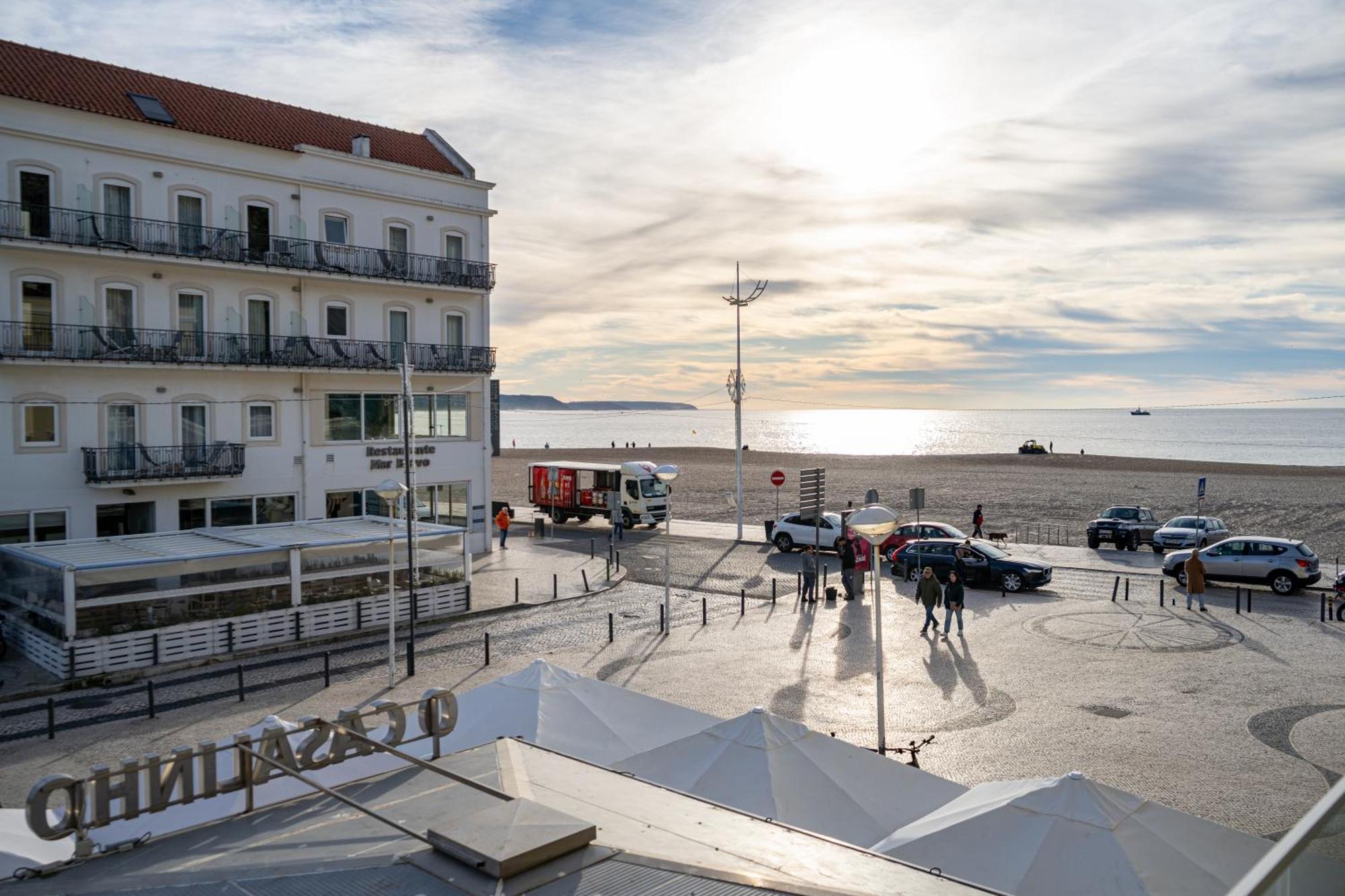 By The Sea - Nazare Bed & Breakfast Dış mekan fotoğraf