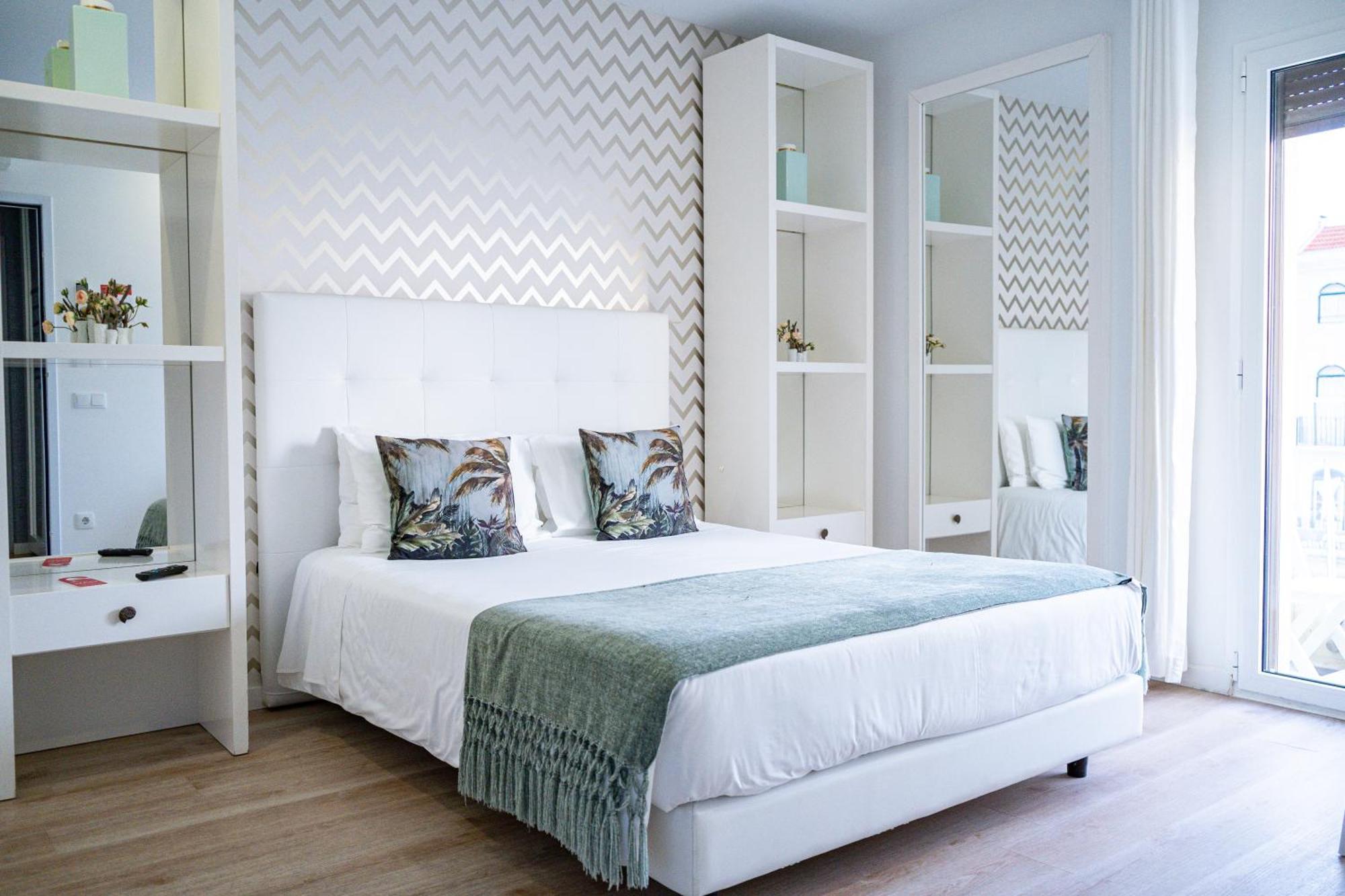 By The Sea - Nazare Bed & Breakfast Dış mekan fotoğraf