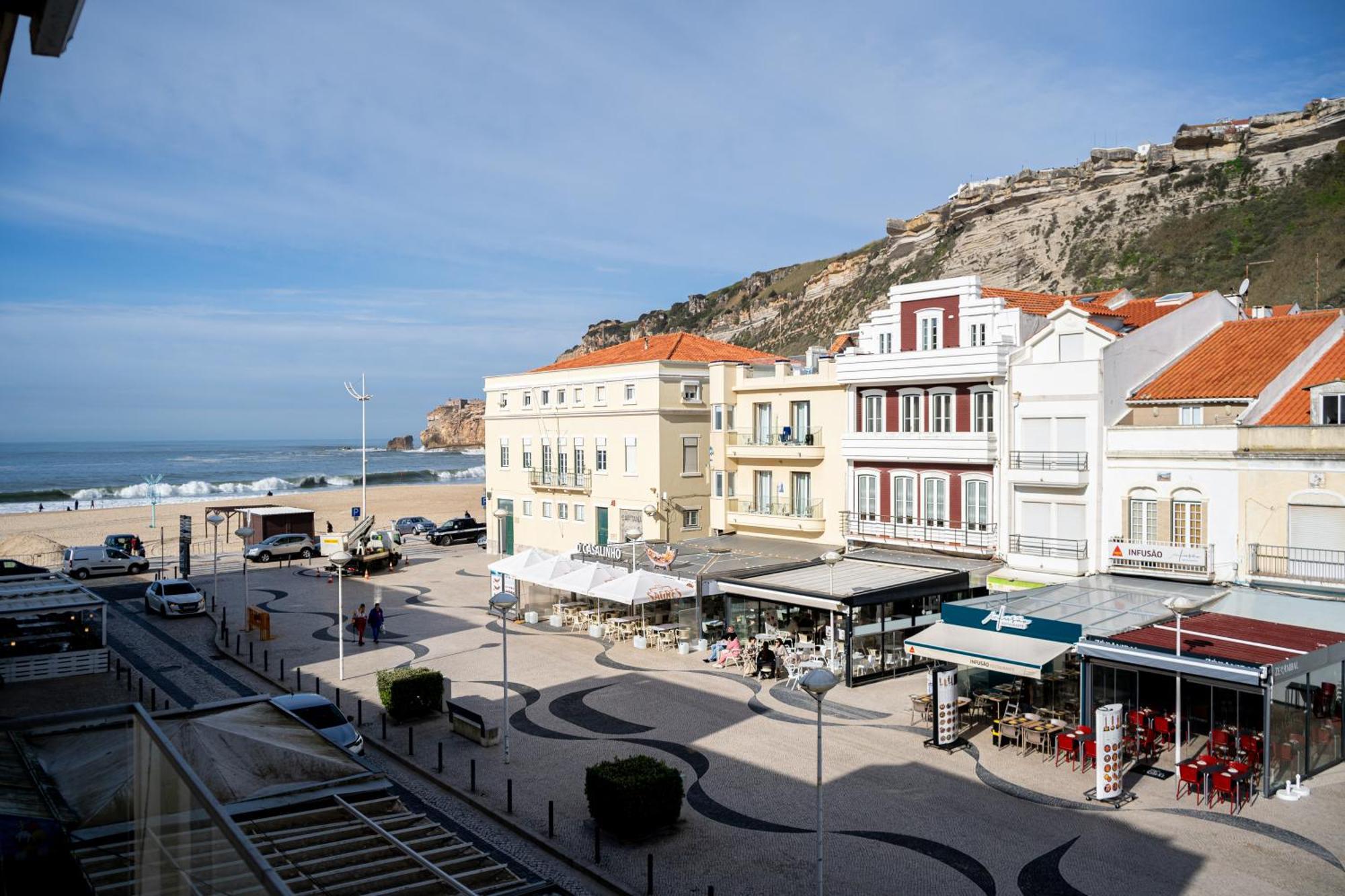 By The Sea - Nazare Bed & Breakfast Dış mekan fotoğraf
