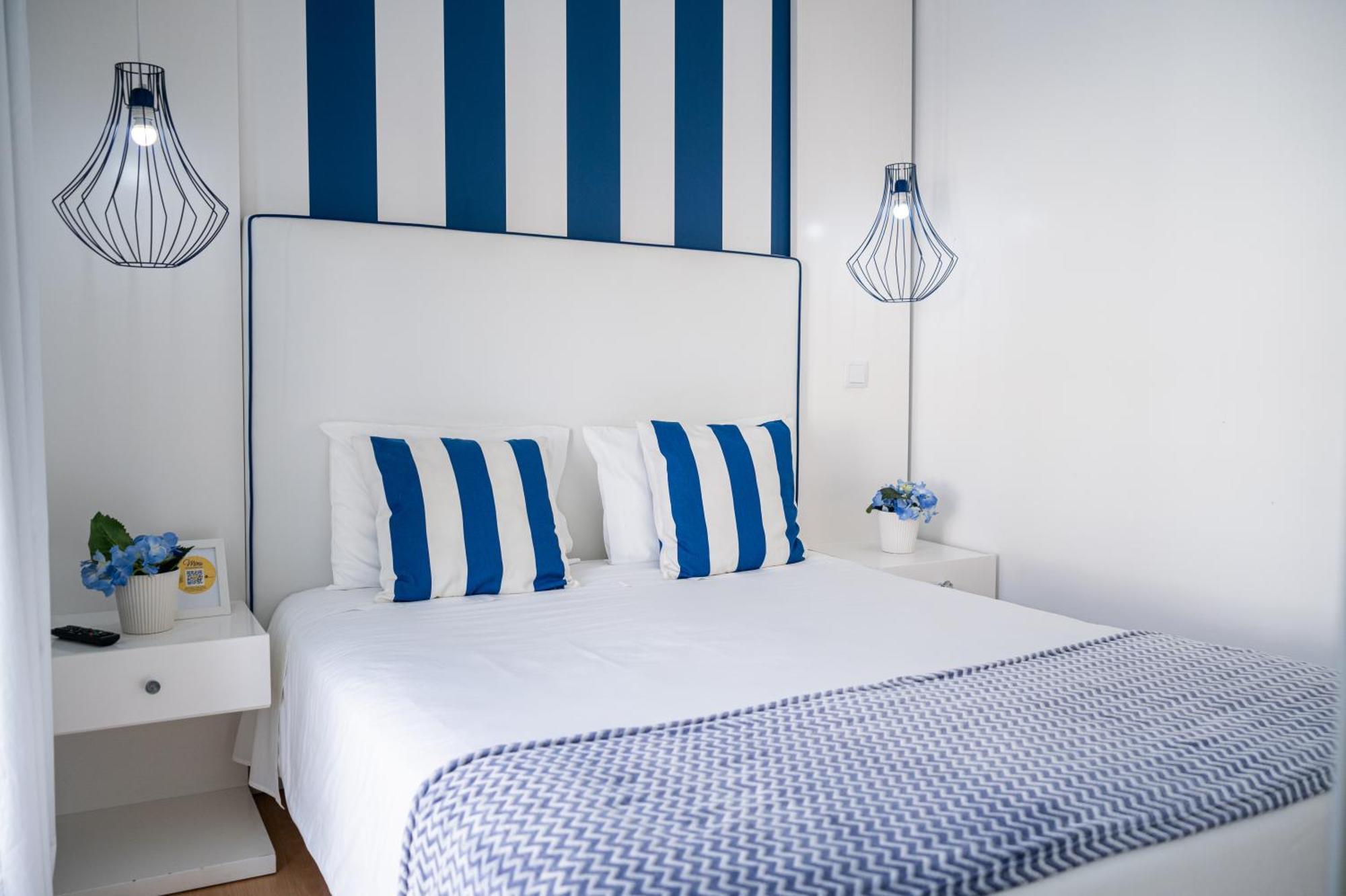 By The Sea - Nazare Bed & Breakfast Dış mekan fotoğraf