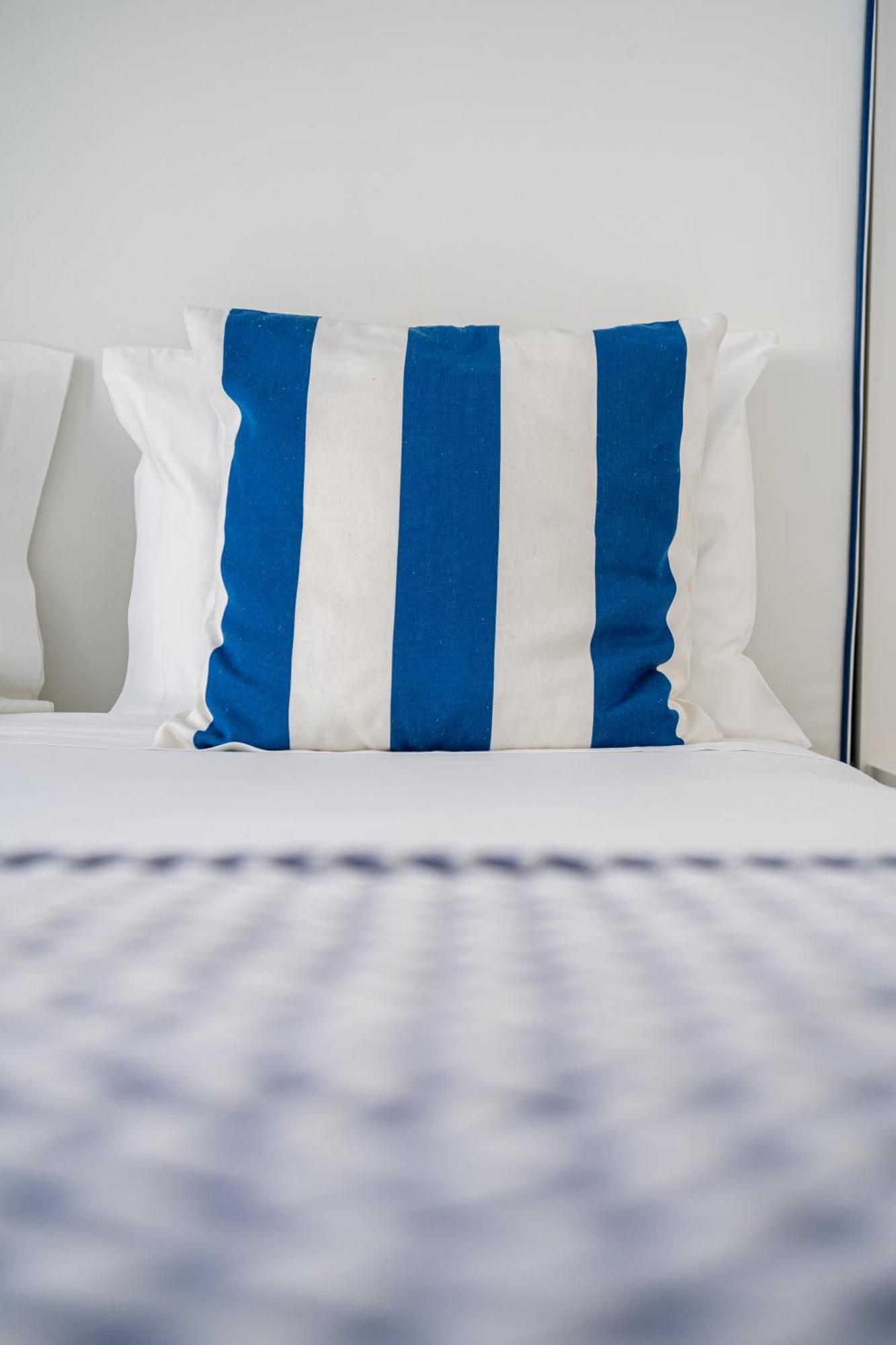 By The Sea - Nazare Bed & Breakfast Dış mekan fotoğraf