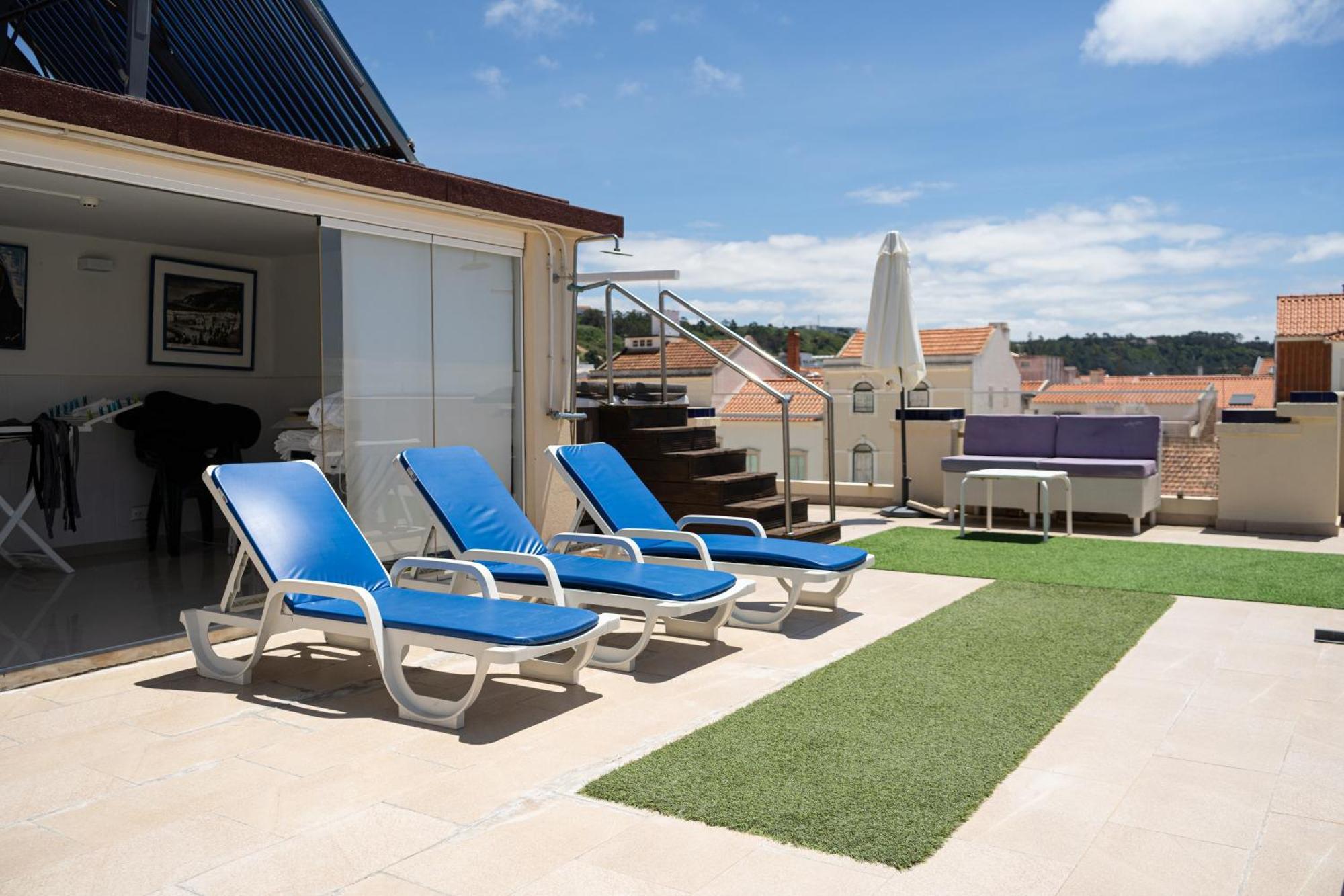 By The Sea - Nazare Bed & Breakfast Dış mekan fotoğraf