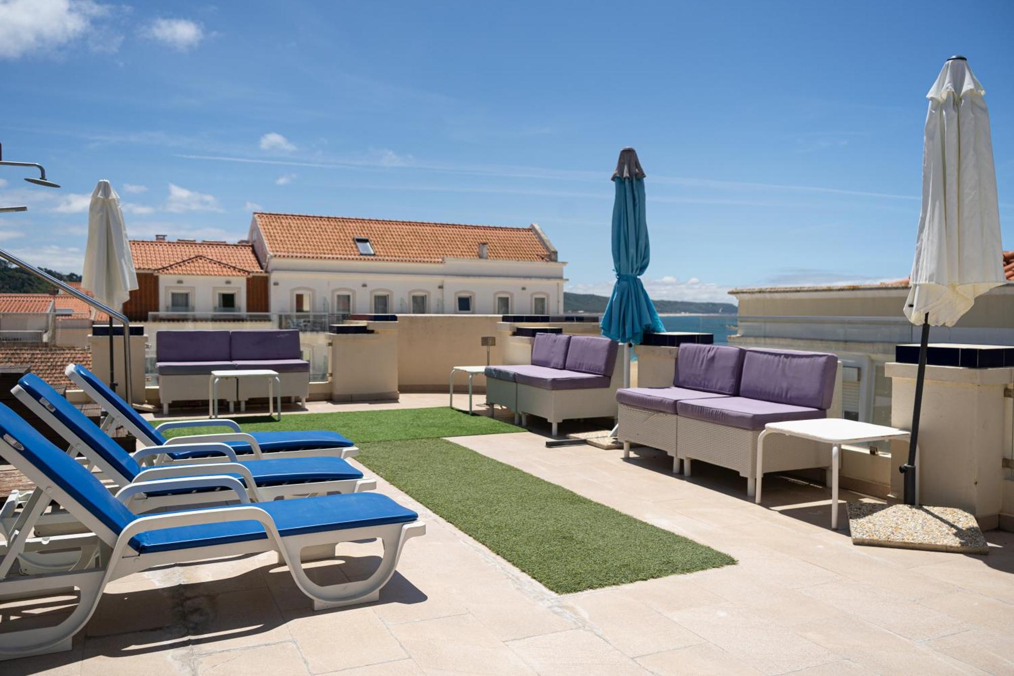 By The Sea - Nazare Bed & Breakfast Dış mekan fotoğraf